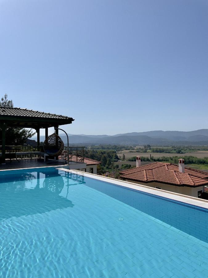 Beacon Hill Suites Ак'яка Екстер'єр фото
