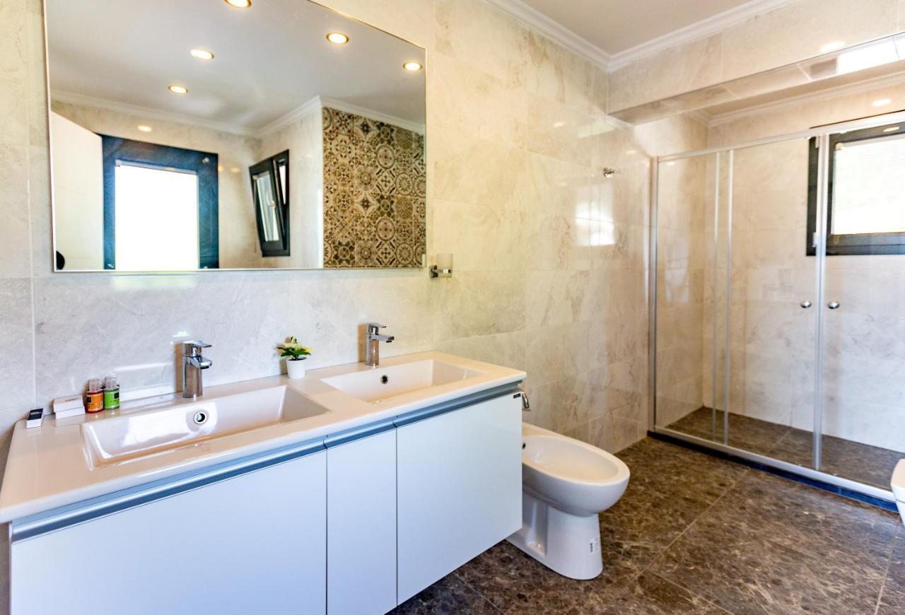 Beacon Hill Suites Ак'яка Екстер'єр фото