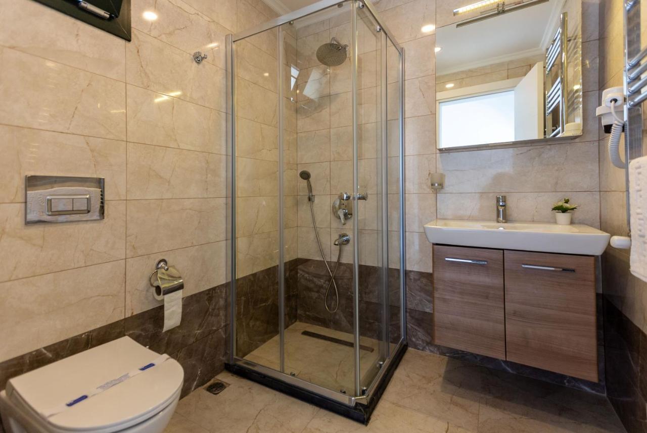 Beacon Hill Suites Ак'яка Екстер'єр фото