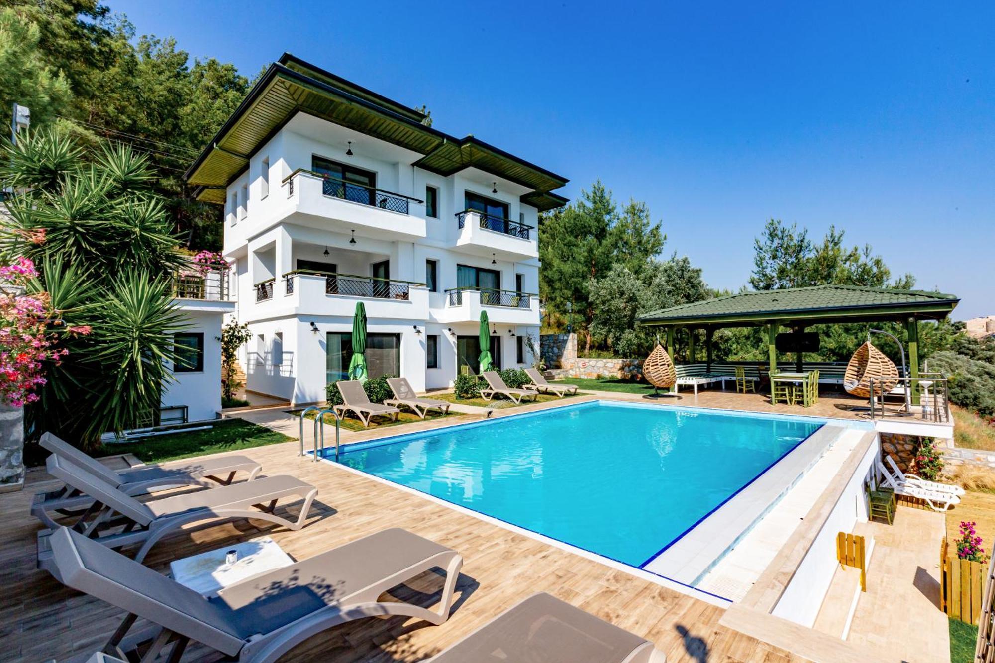 Beacon Hill Suites Ак'яка Екстер'єр фото